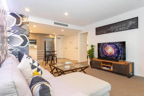 Inner City 1 Bedroom Apartment With Rooftop Pool And Parking - Serain Residences บริสเบน ภายนอก รูปภาพ