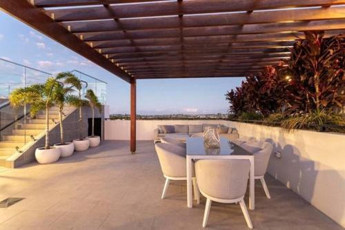 Inner City 1 Bedroom Apartment With Rooftop Pool And Parking - Serain Residences บริสเบน ภายนอก รูปภาพ